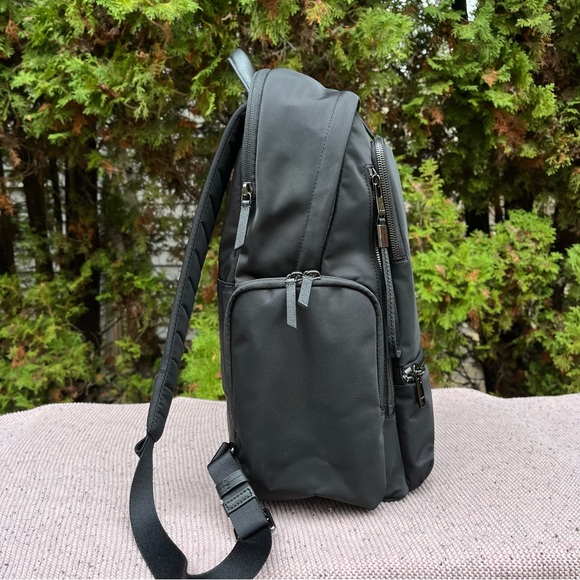 NWOT - Tumi VOYAGEUR Celina Backpack in Black/Gunmetal - Picture 5 of 15